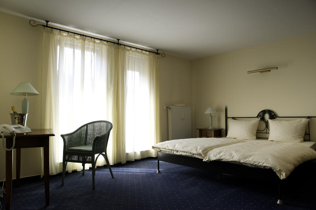 Landhotel Schuff Kindsbach Zimmer foto